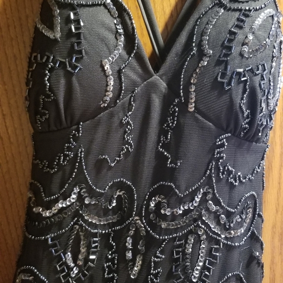 Gorgeous evening/prom/special occasion dress - Picture 3 of 8